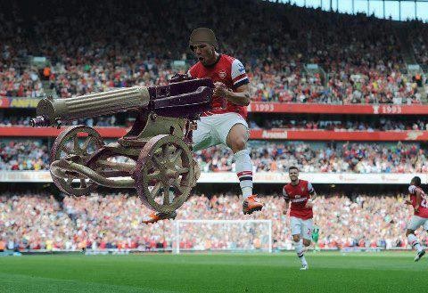 Một khẩu trọng pháo của Arsenal...